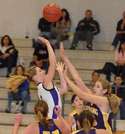 SRRHS-girls-b-ball-12-23