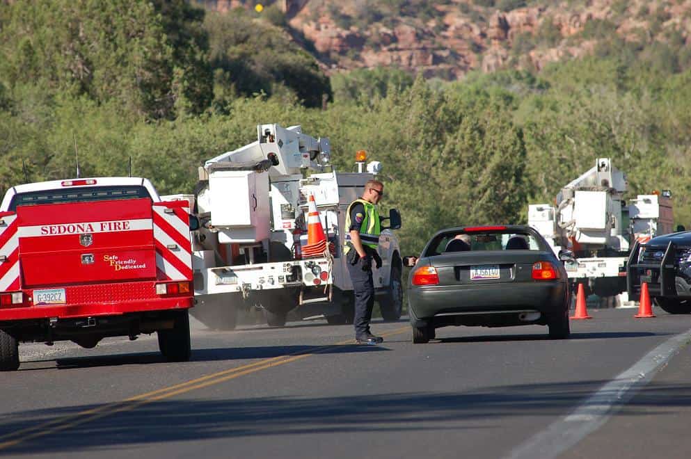 Sedona fire crews battle brush fire in Oak Creek Canyon - Sedona Red ...