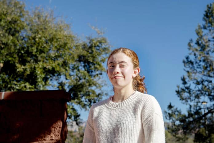 Ashley Calogero _05-16_02