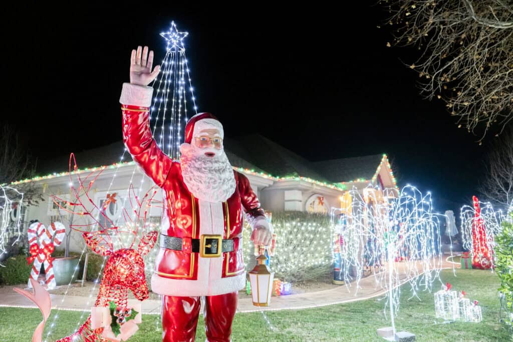 Christmas lights in the Village of Oak Creek - Sedona Red Rock News