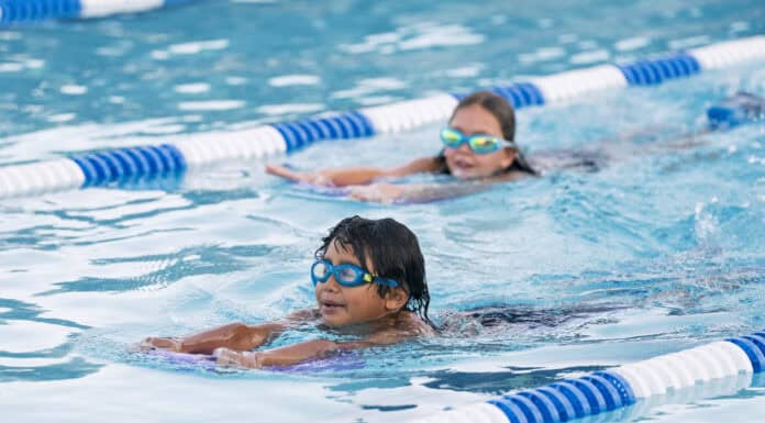 Sedona’s two teams merge to swim in the same lane