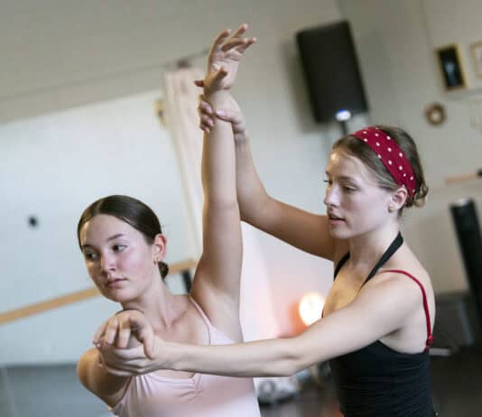 Sofia Wolf turns ballet into ‘Lessons from the Barre’
