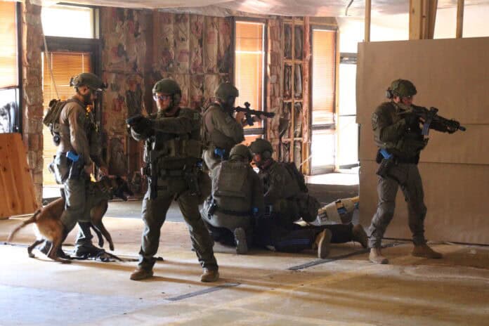 SWAT (5)