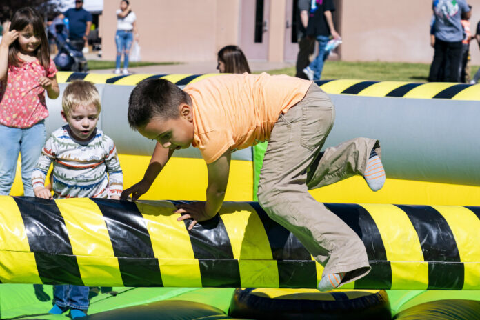 wa-Wildcat-Carnival-_10-28_03